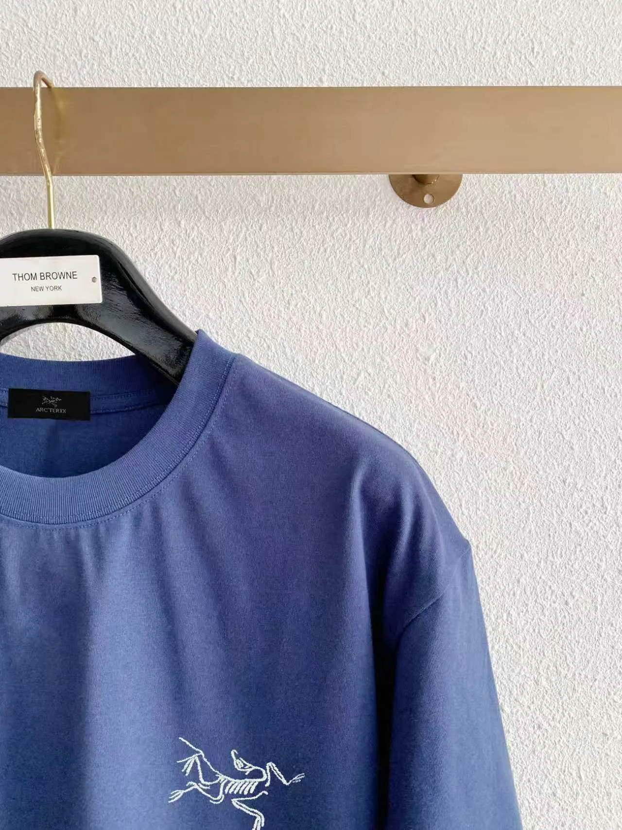 Arc’ter/ logo + New Arrival ， ， ， ， T Same Style。 :Black White Blue Gray Size:S（90-130 ） M（125-140 ） L（135-160 ） XL（160-180 ） XXL（180 ）